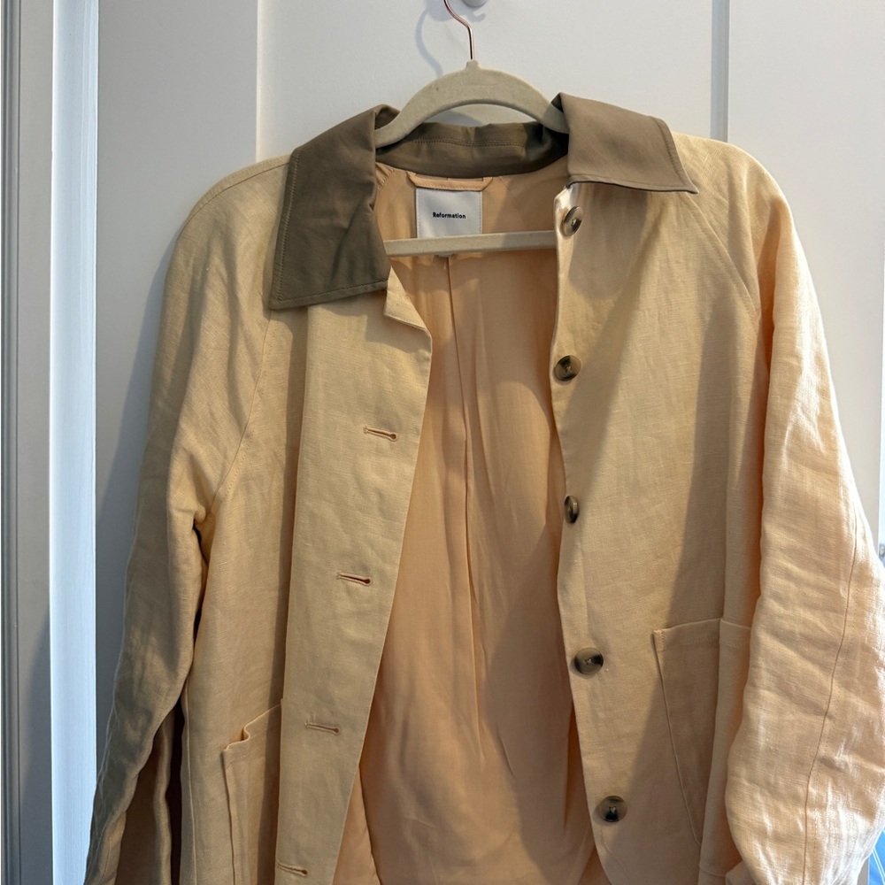 Reformation Lennon Jacket - Picture 1 of 4